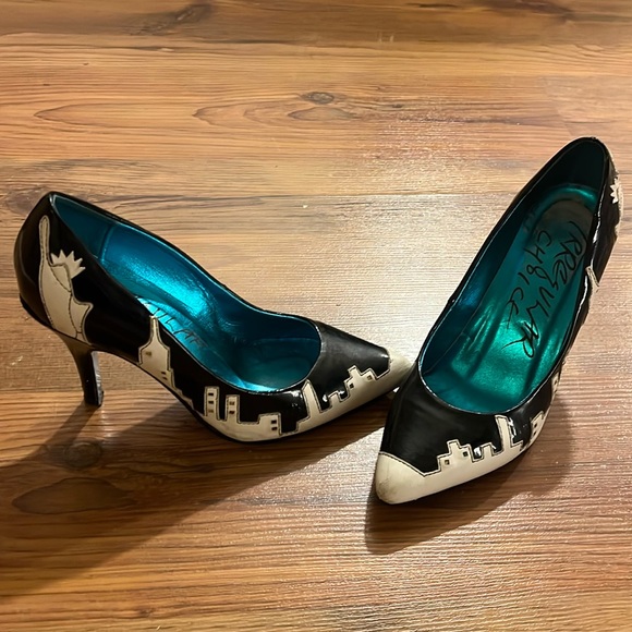 Irregular Choice NYC patent heels - Picture 1 of 6